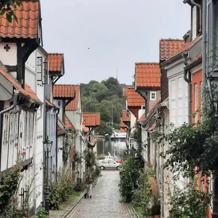 Apartment Kuestenliebe -mit Traumhaftem Meerblick Und Balkon *